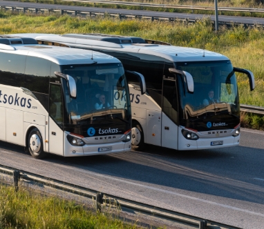 Coach (30–55 seats)
